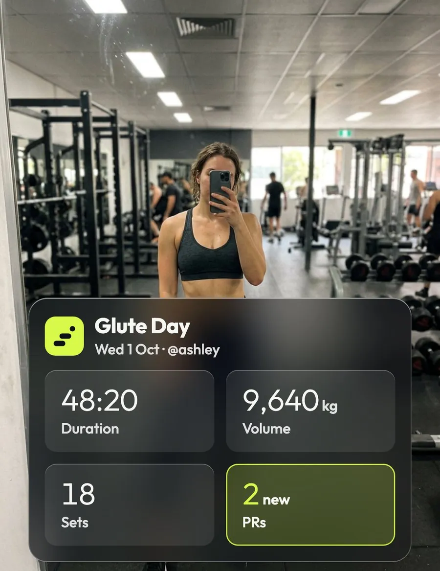 A gym mirror selfie with a load glass share card: Glute Day, 48:20, 9,640 kg, 18 sets and 2 new PRs